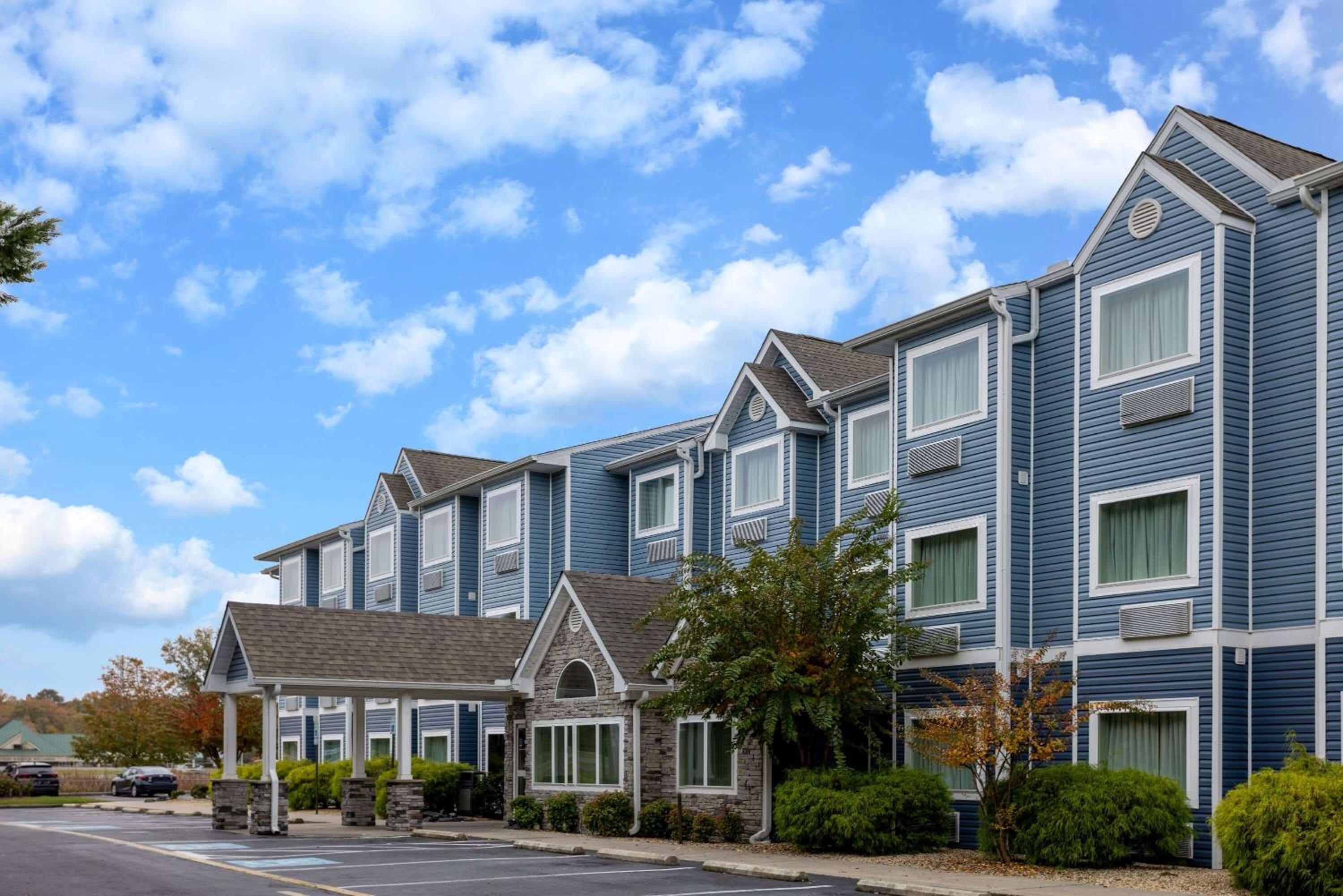 Microtel Inn and Suites - Salisbury view 3