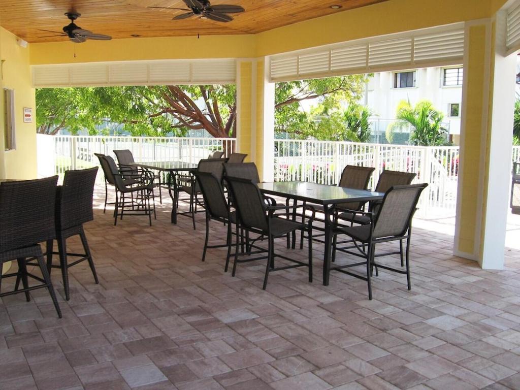 Islamorada Paradise Overlooking the Fabulous Florida Bay. view 4