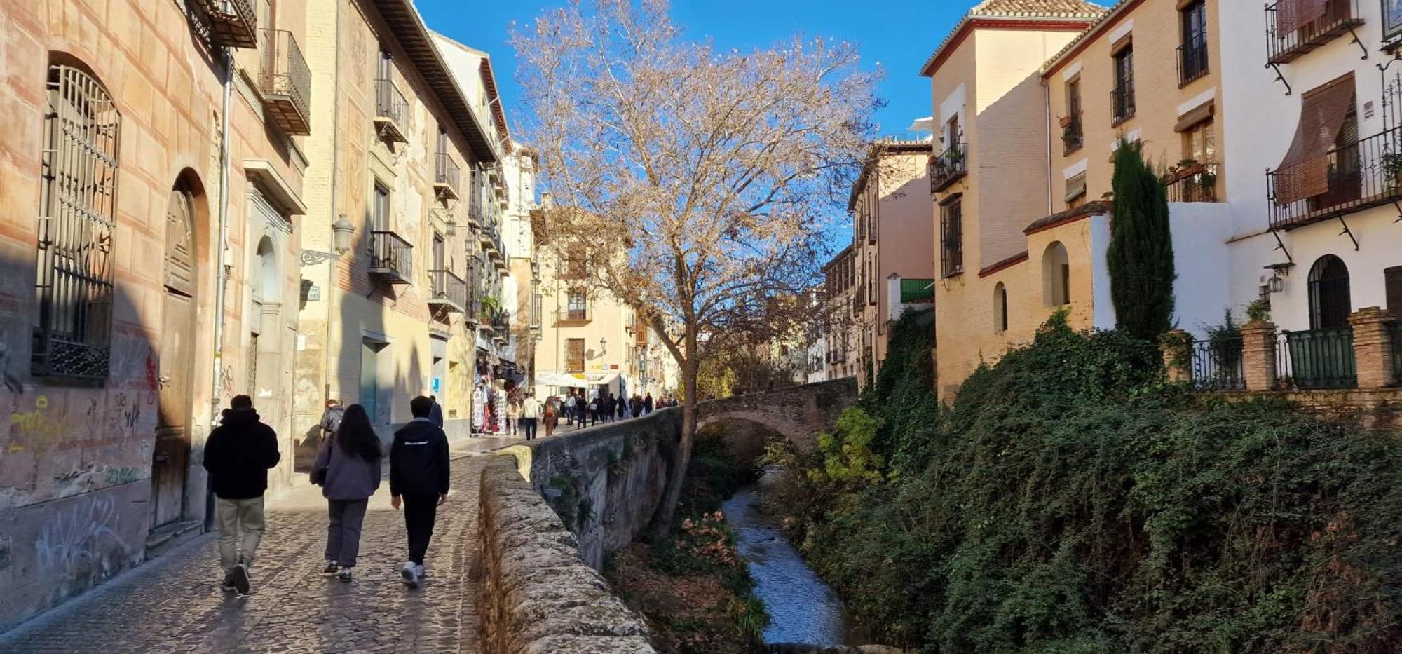 PATRIMONIO ARABE VISTA A LA ALHAMBRA