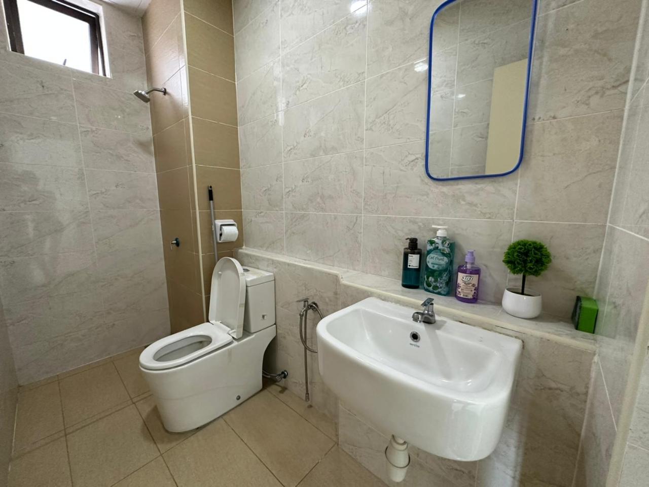 2Bedroom 6Pax 5Mins to MidValley 10mins to CIQ