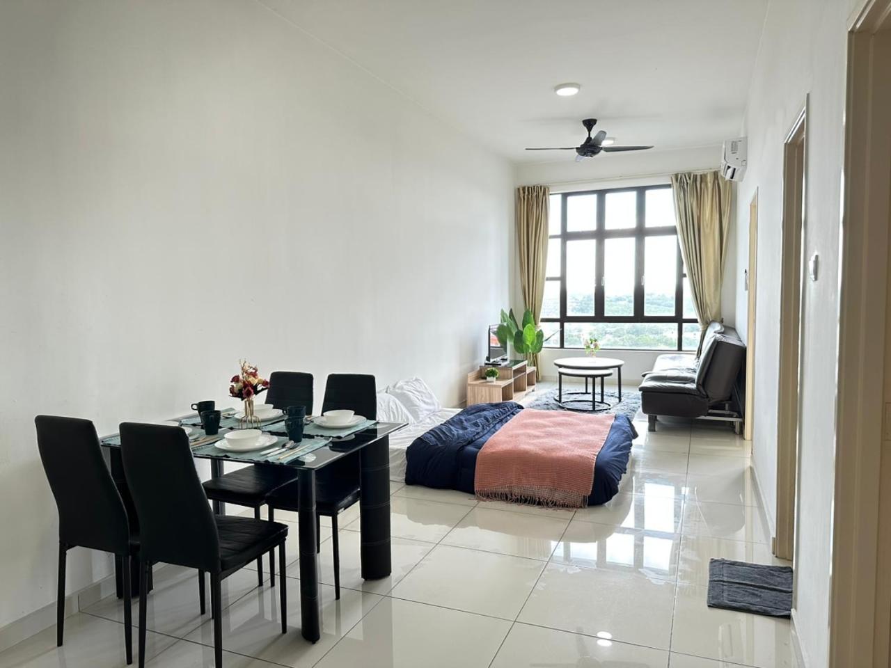 2Bedroom 6Pax 5Mins to MidValley 10mins to CIQ