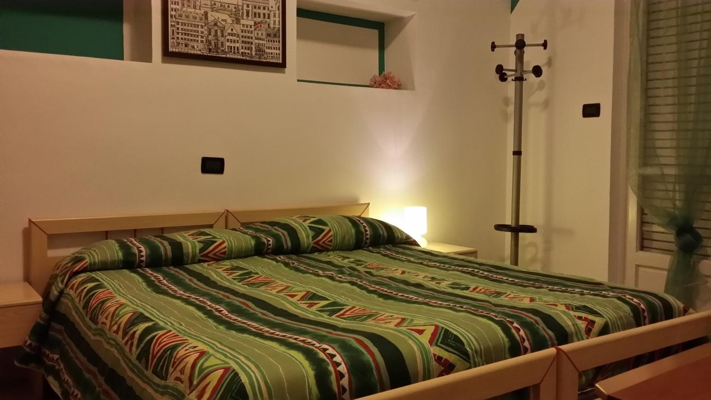 Il Sole e La Luna en Turin — hotel room