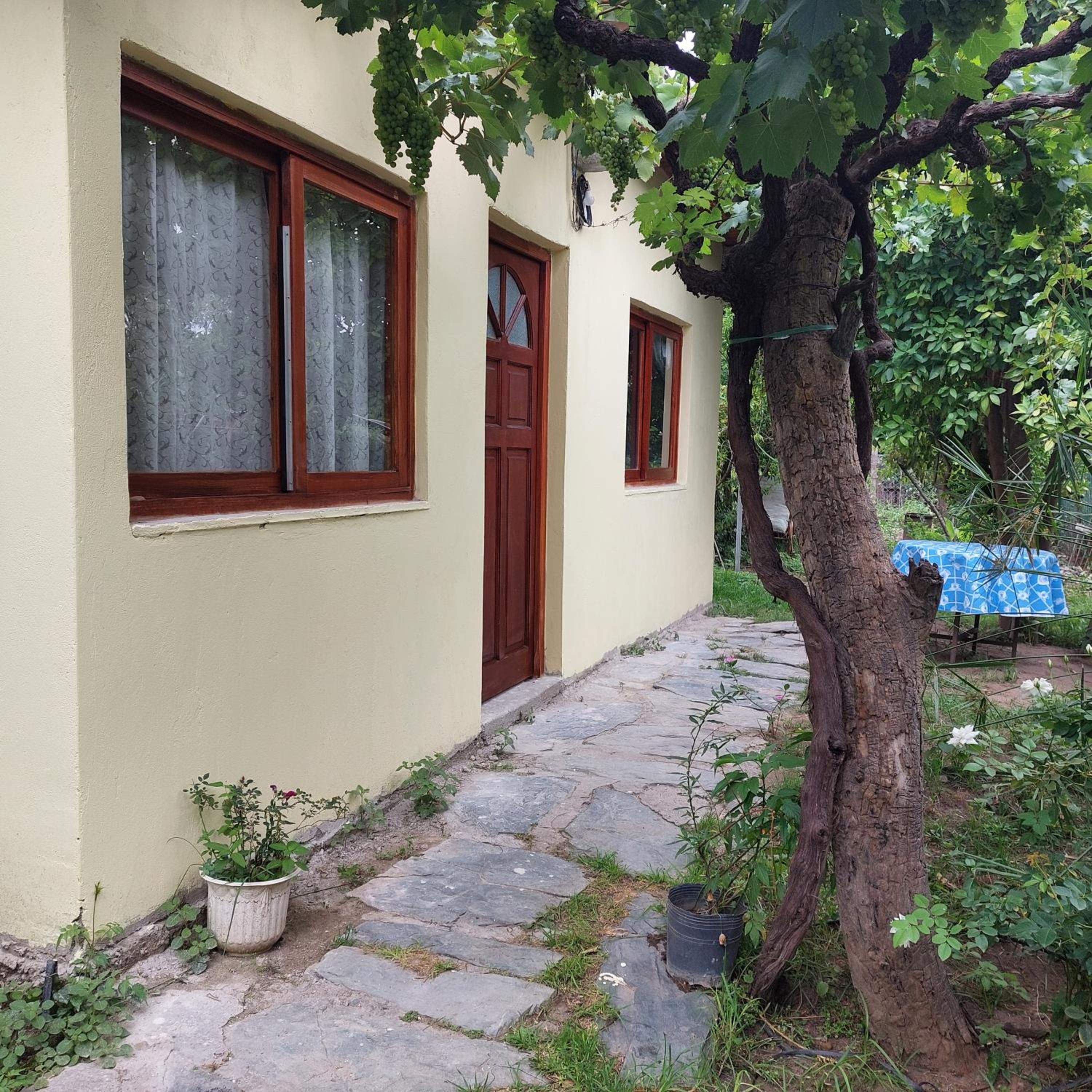 Hostal killari