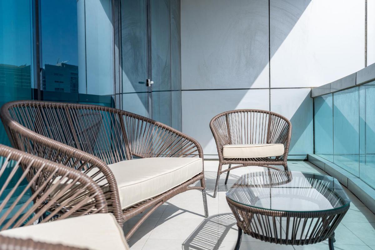 Dubai Marina - Stunning Huge 4 Bedroom Apts Near JBR - Gym - Pool - Parking by Sojo Stay