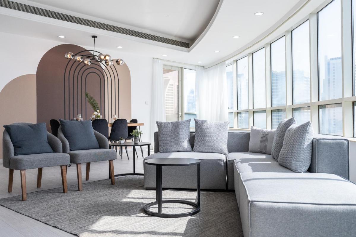 Dubai Marina - Stunning Huge 4 Bedroom Apts Near JBR - Gym - Pool - Parking by Sojo Stay