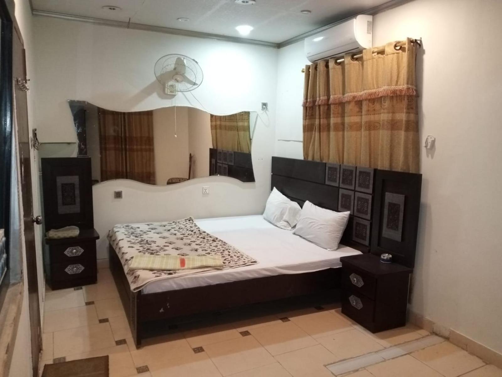 Foto 43 de 44 de Hotel Crown Plaza, Near Karachi Airport, Darul sehat Hospital, Dow, Agha khan and Liaqat Hospital