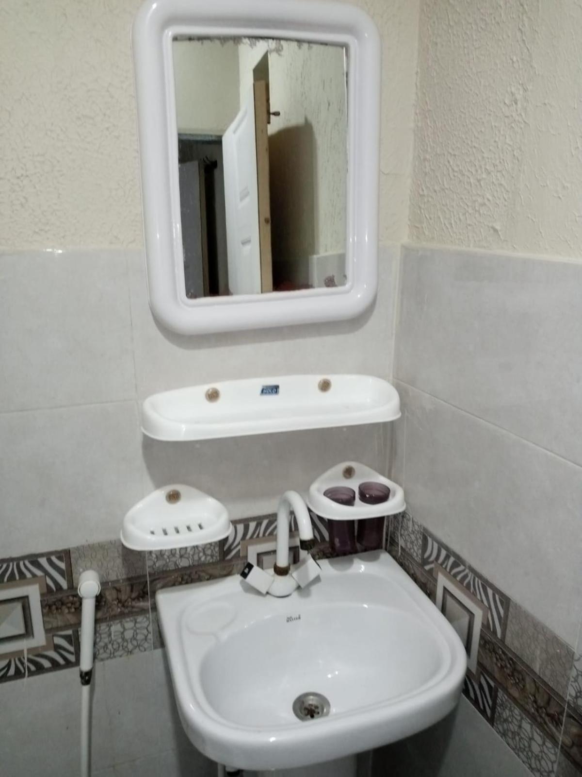 Foto 23 de 44 de Hotel Crown Plaza, Near Karachi Airport, Darul sehat Hospital, Dow, Agha khan and Liaqat Hospital