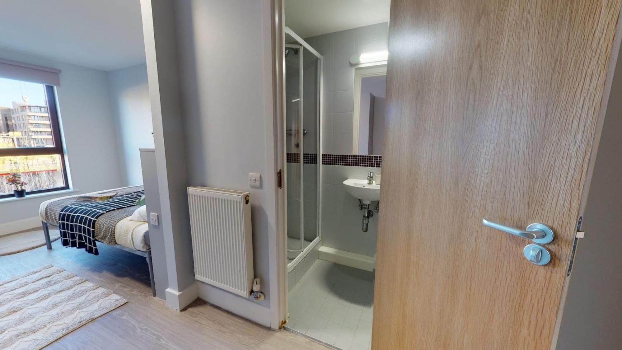 Studios and Ensuite Bedrooms with Shared Kitchen at Fountainbridge in Edinburgh