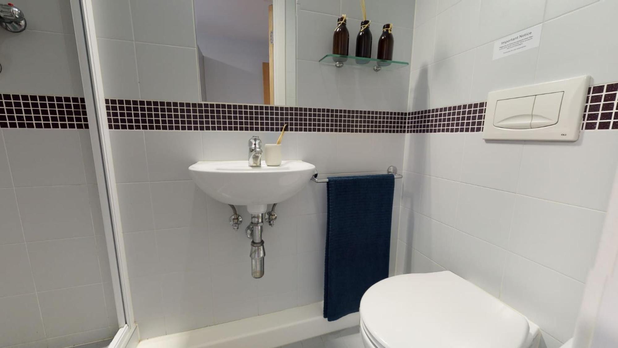 Studios and Ensuite Bedrooms with Shared Kitchen at Fountainbridge in Edinburgh