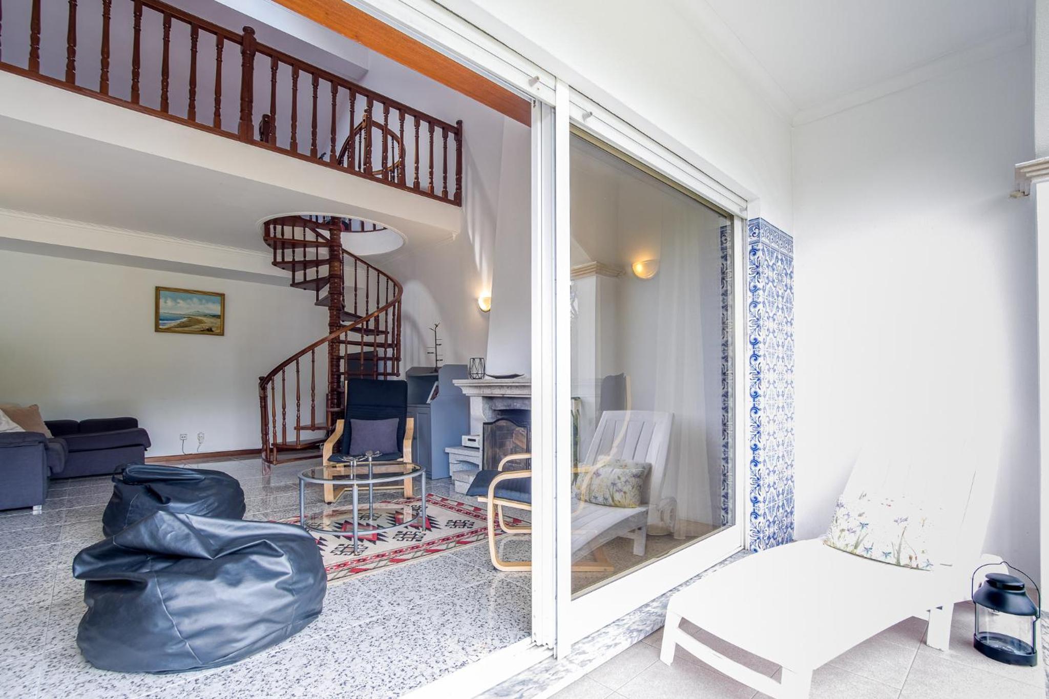 Countryside House near the Beach and City center view 4