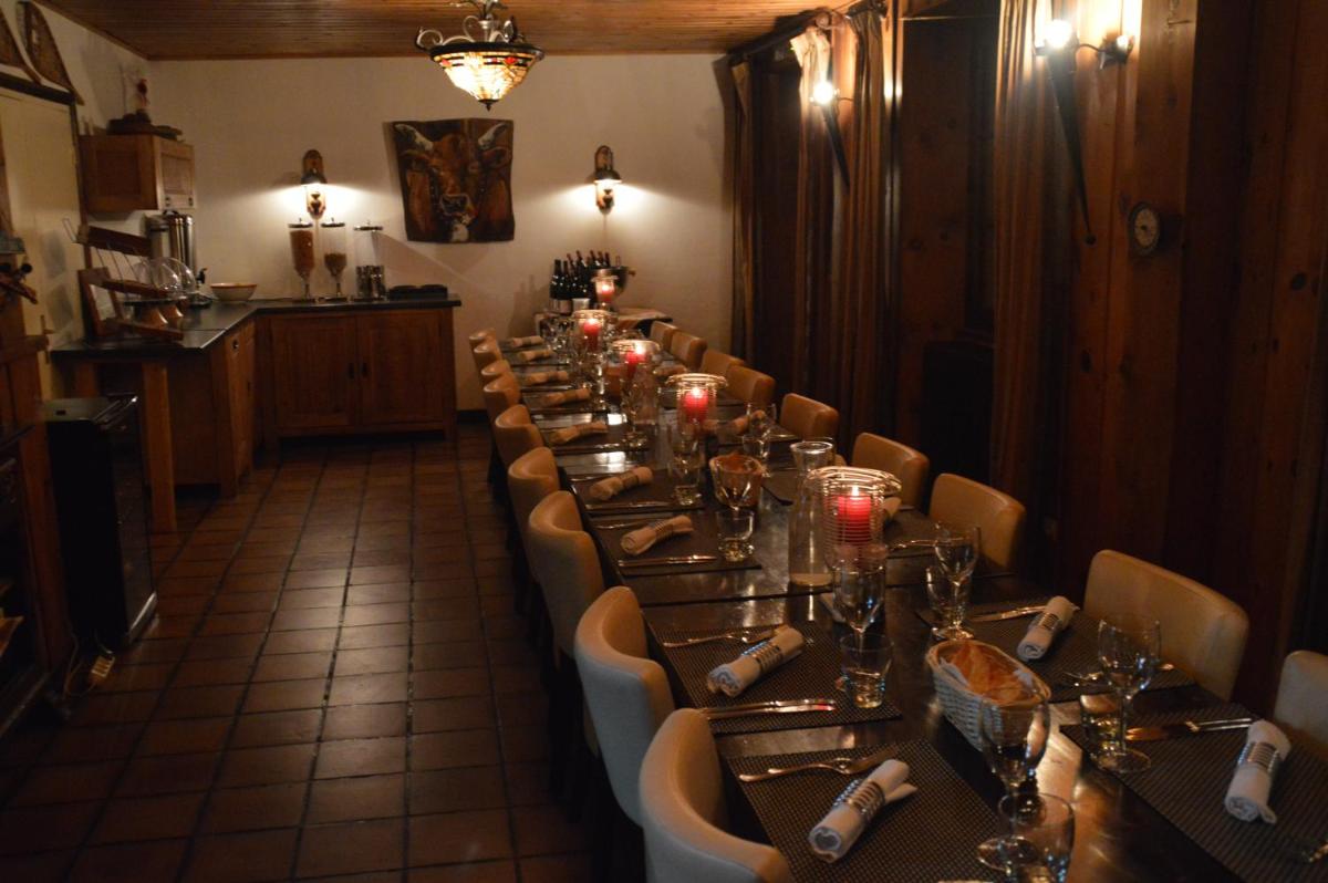restaurant