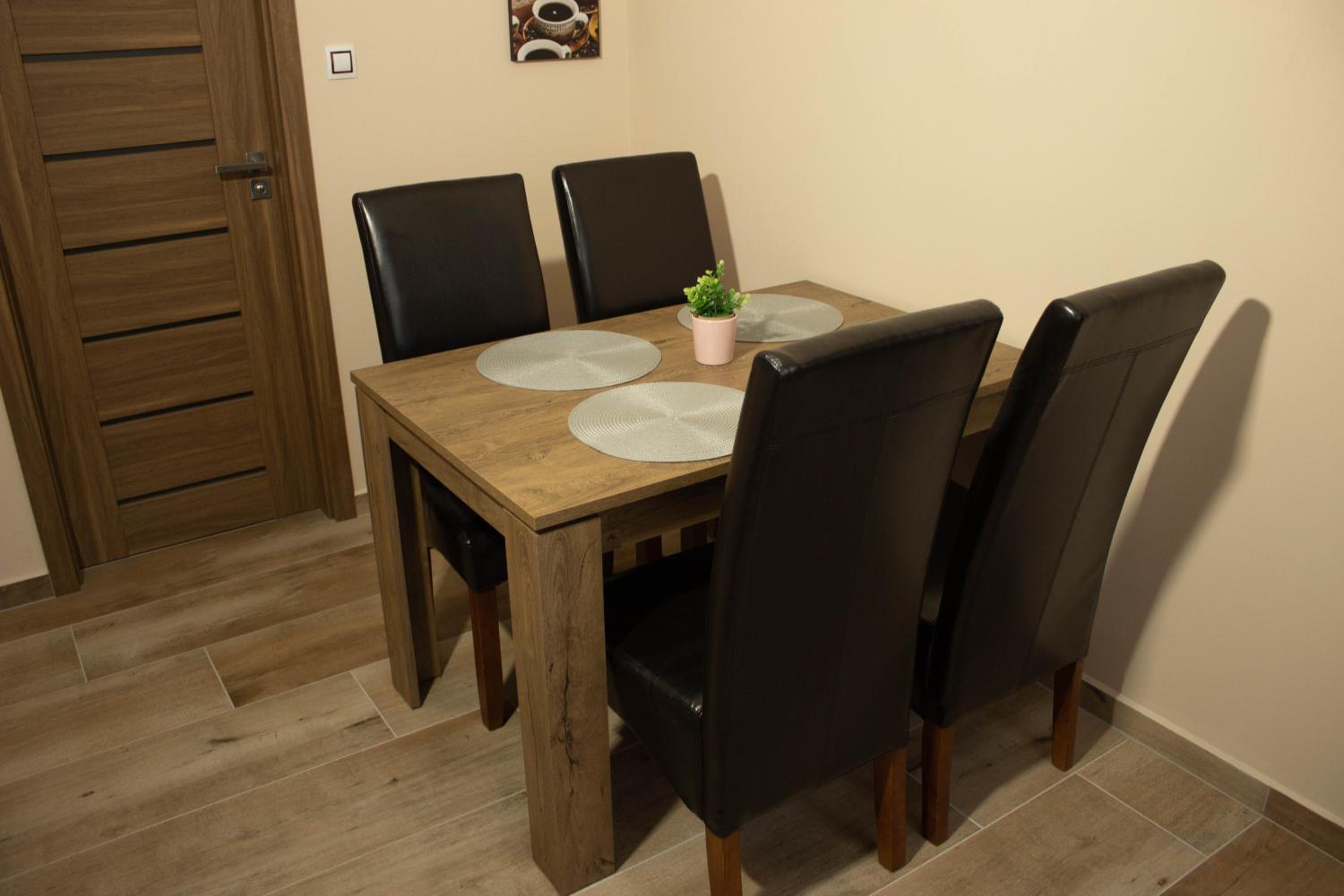 Hotel Apartmány Pilot - Image 1