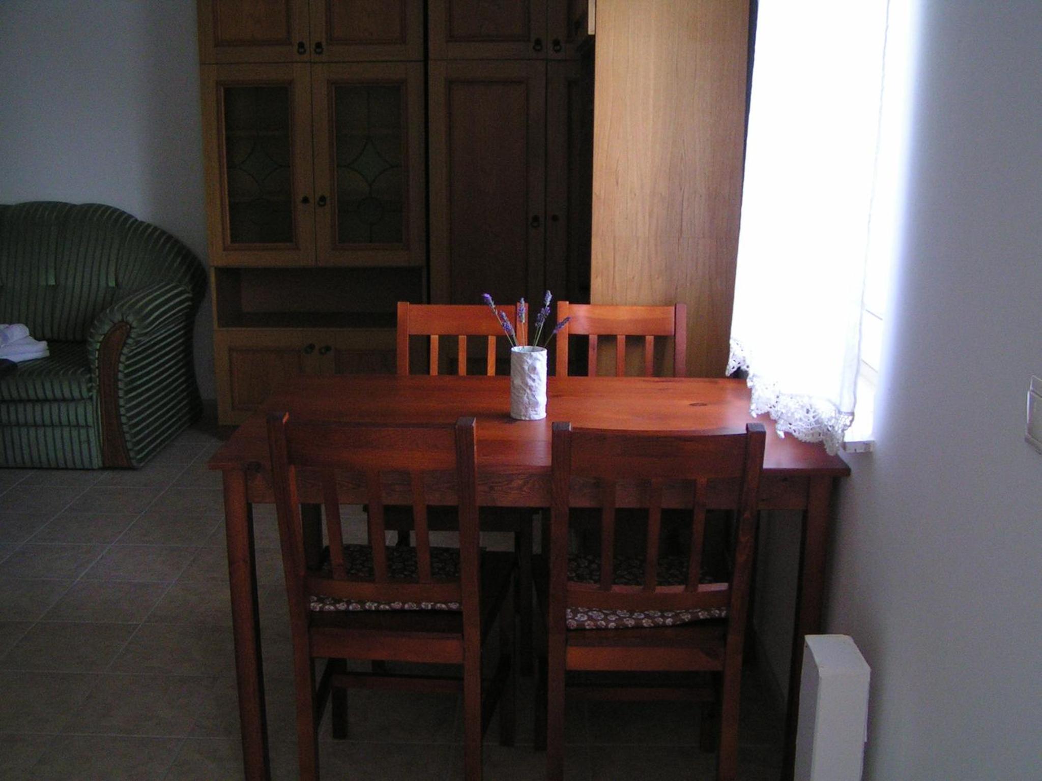 Photo 34