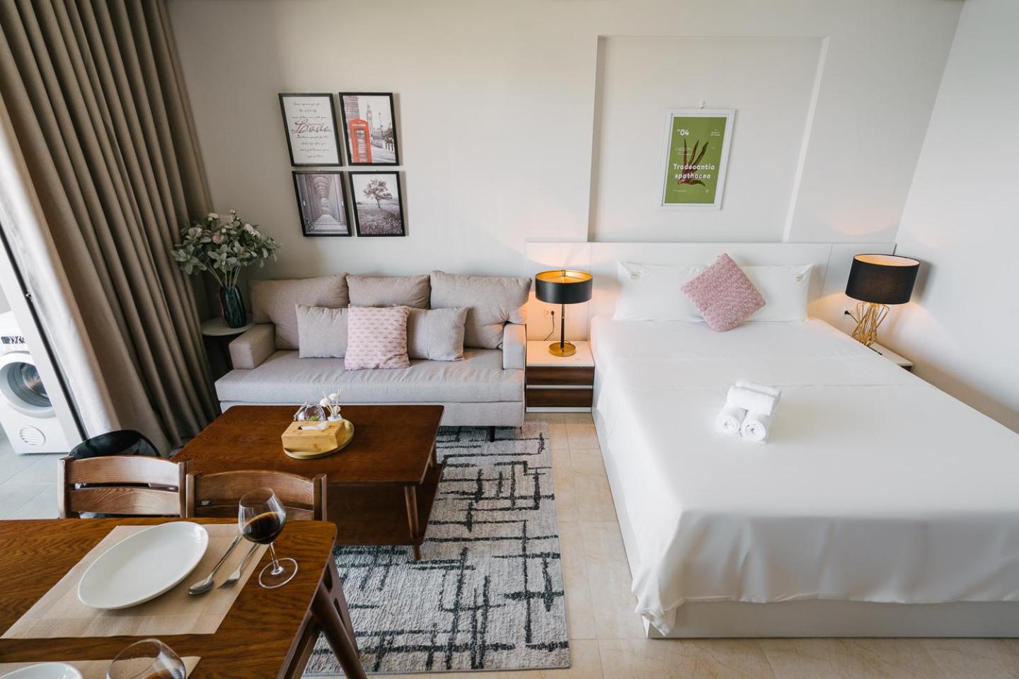 Troy House - Vinhomes Dcapitale - Cau Giay