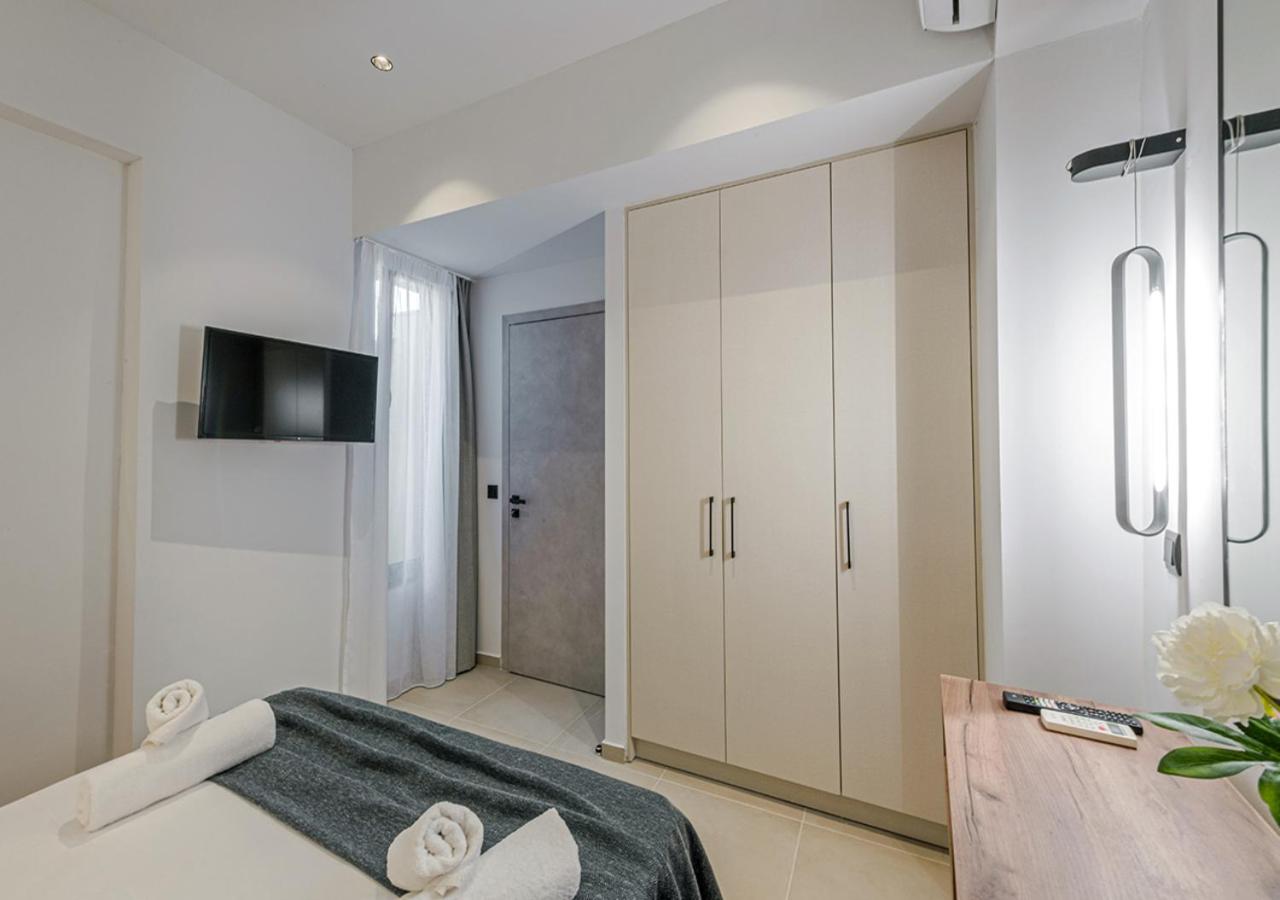 Noemie Apartments
