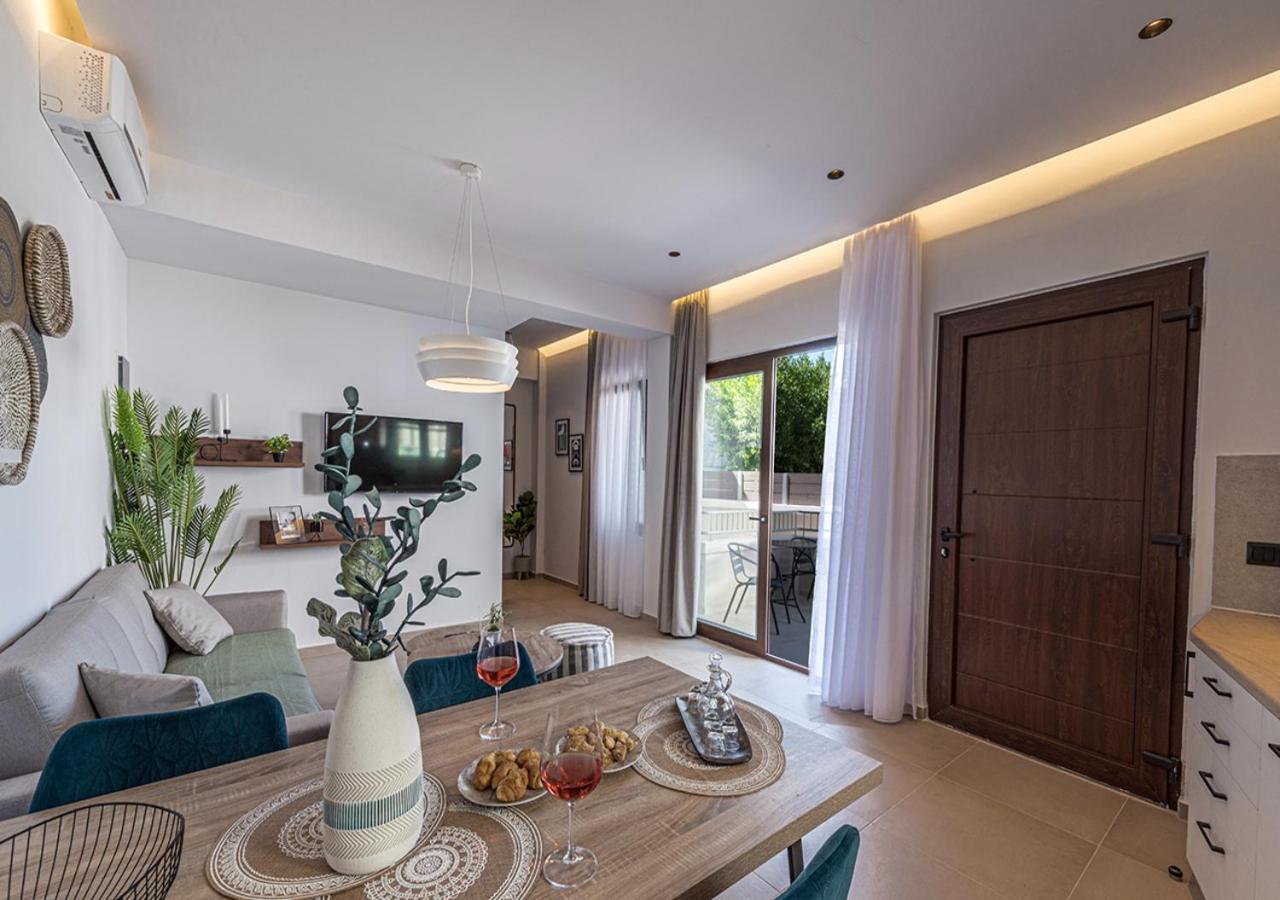 Noemie Apartments
