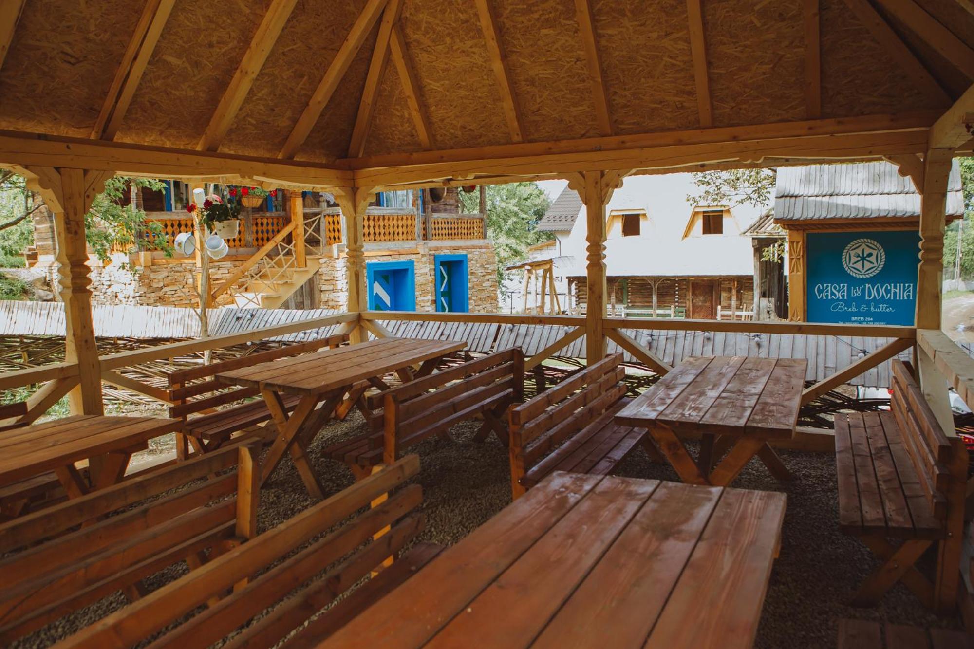 Casa Moroșenilor - Breb view 3
