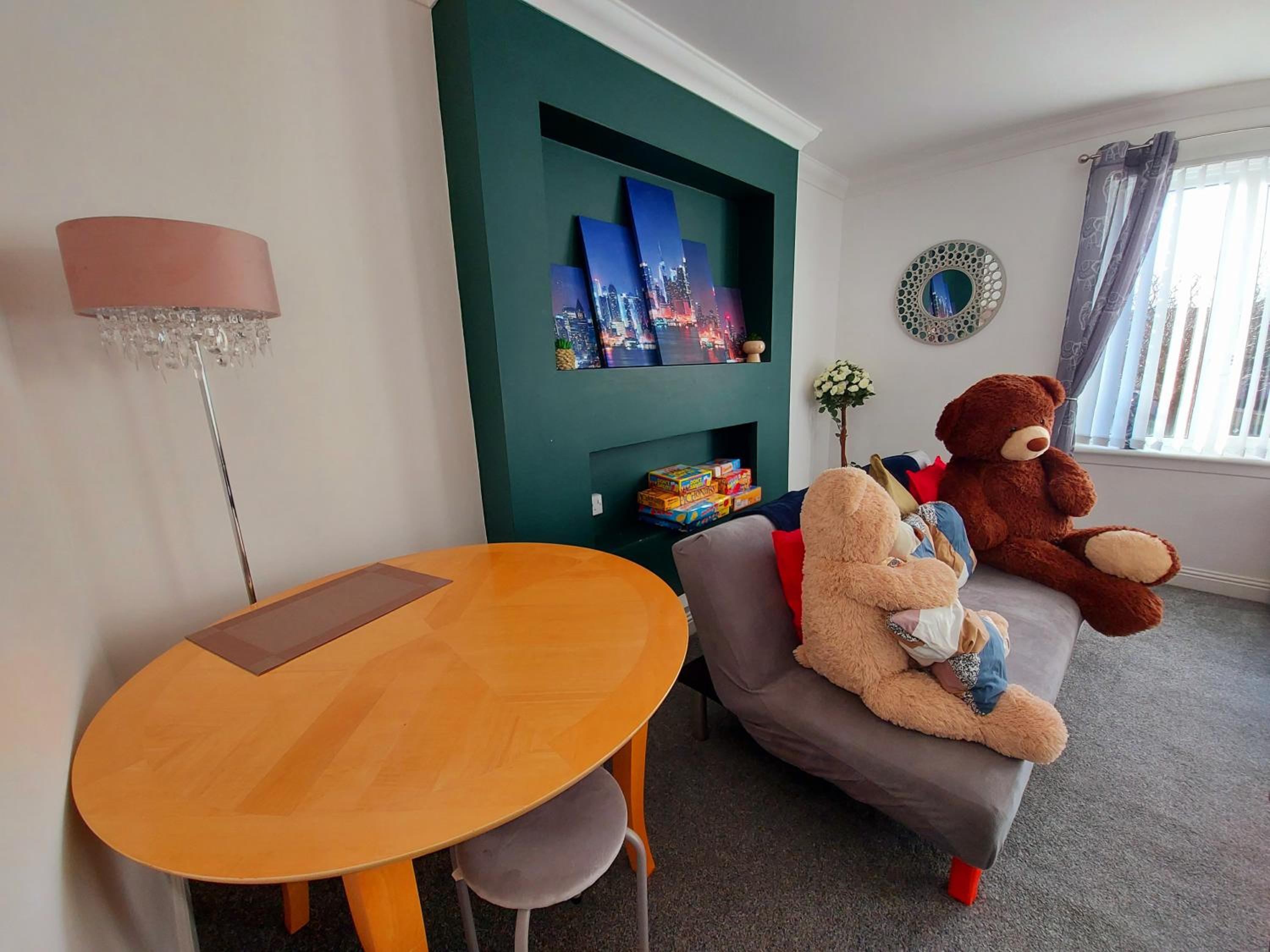 Teddy Bears' 3-bedroom Maisonette view 5