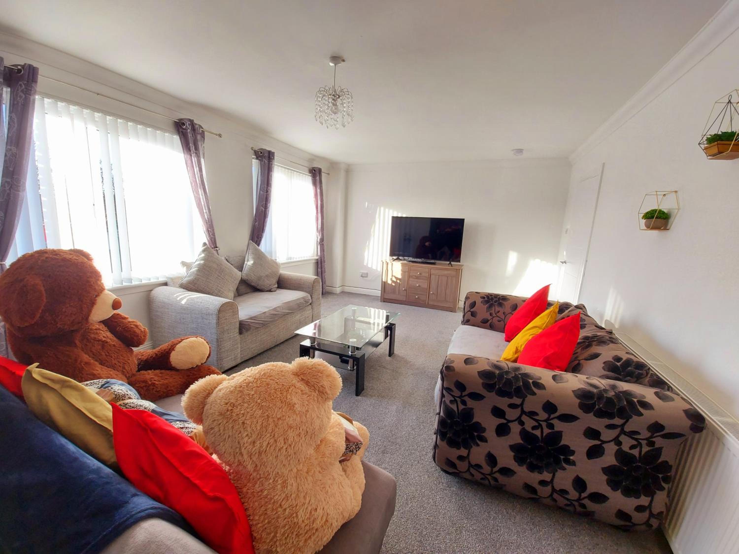 Teddy Bears' 3-bedroom Maisonette view 4