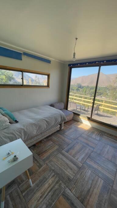 Luminosa casa valle de Elqui sector El Molle