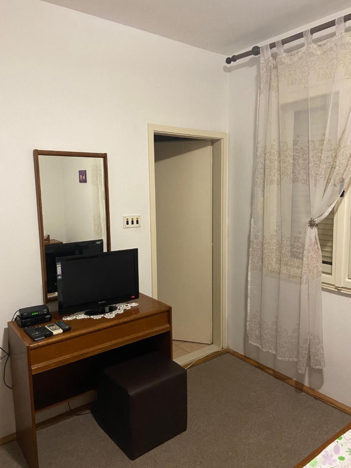 Photo 37