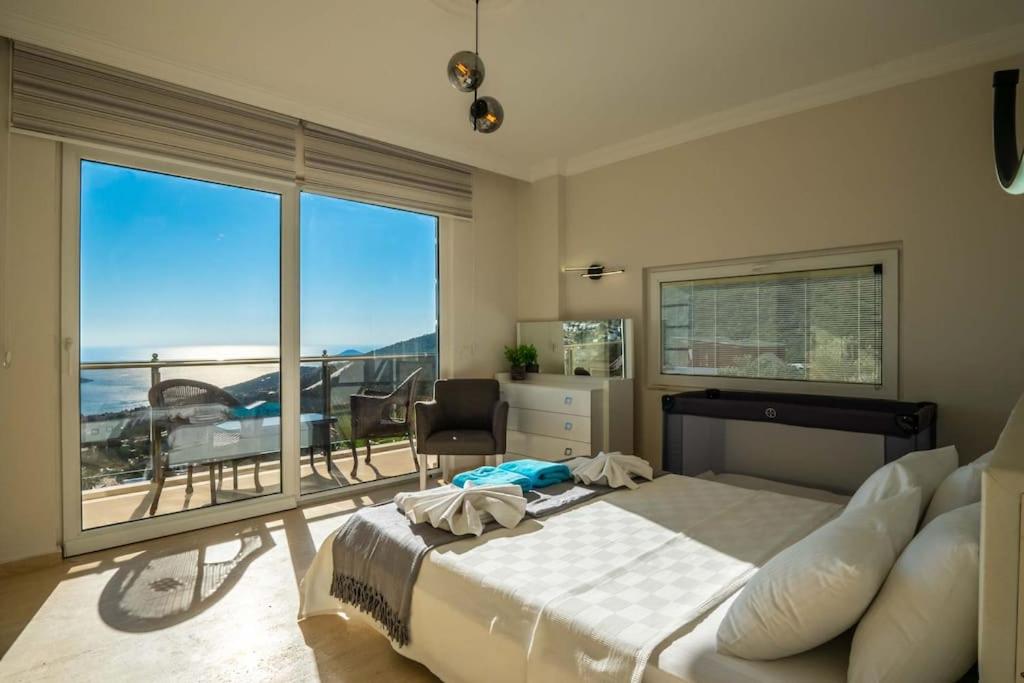 Fantastic Kalkan Villa with heated infinity pool & amazing sea views view 3