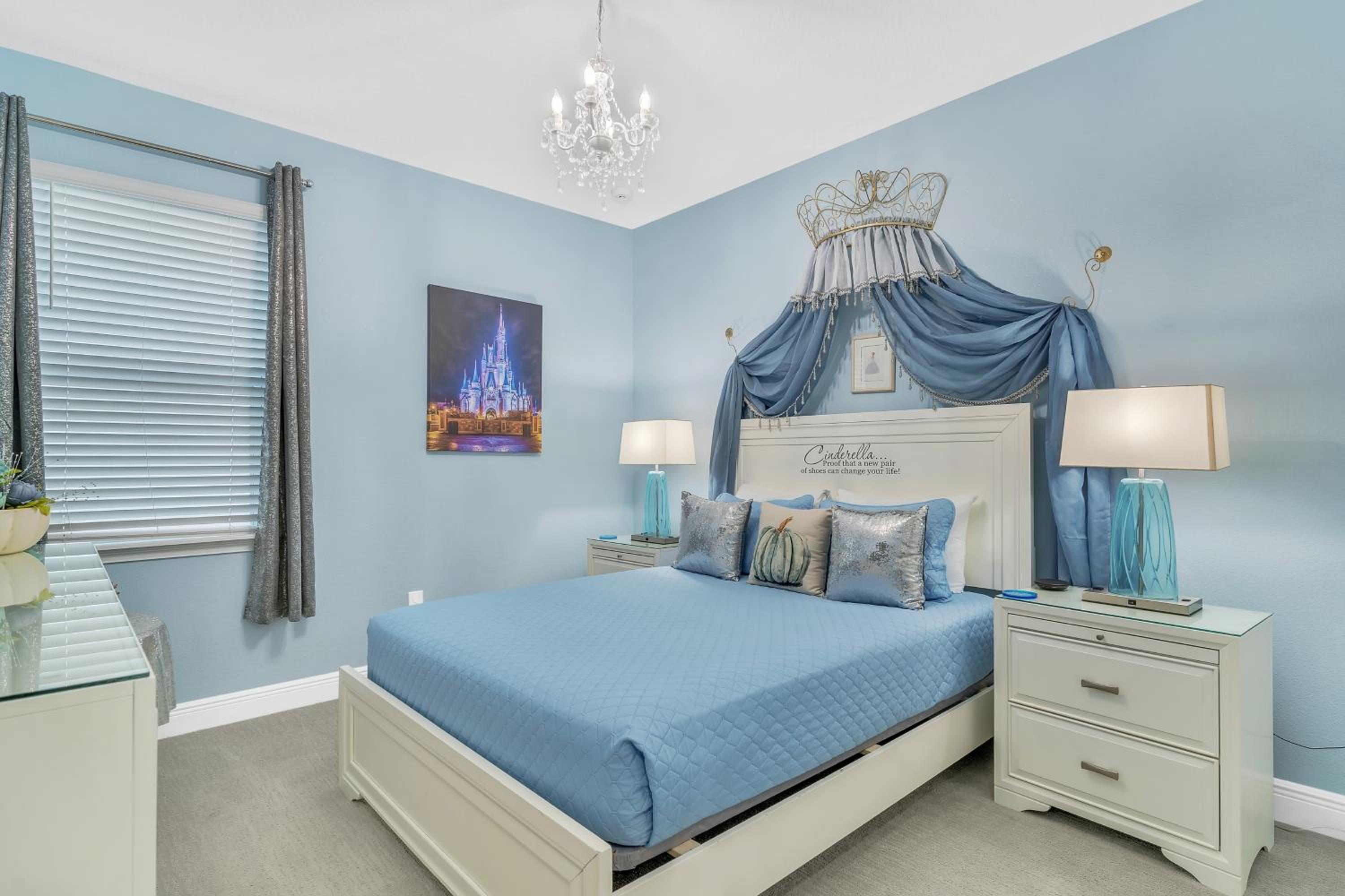 Stunning 11 Bedroom Themed House with Huge Pool Near Disney
