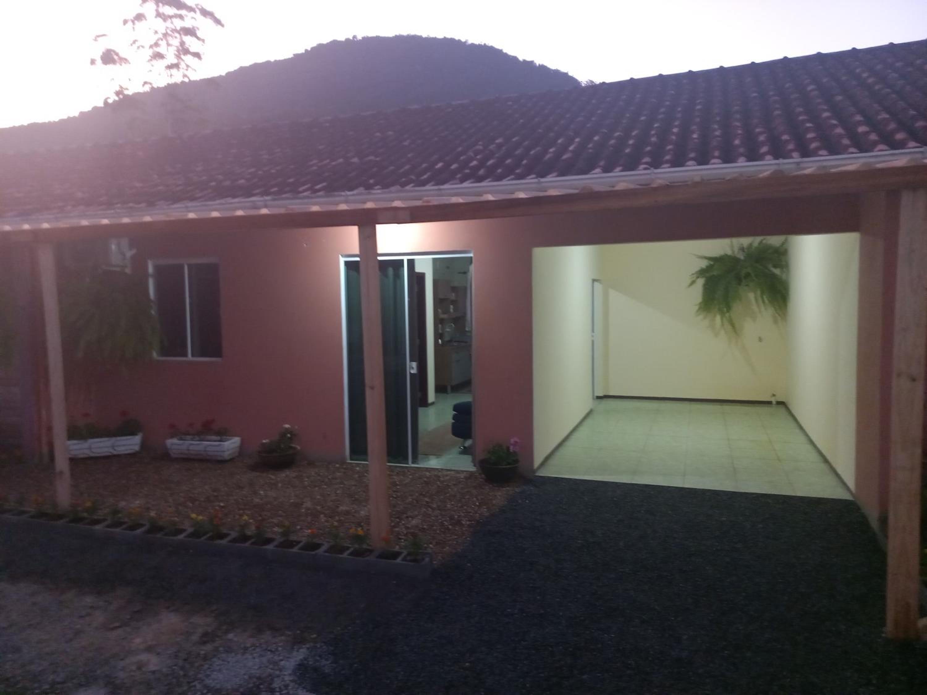Casa Bromélia - 2 Quartos