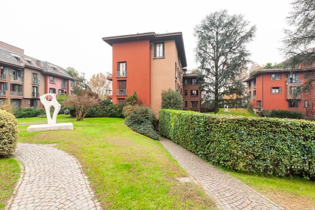 Pool Fresh Garden Duomo 15 min San Siro Stadium Rho Fair 5 PAX