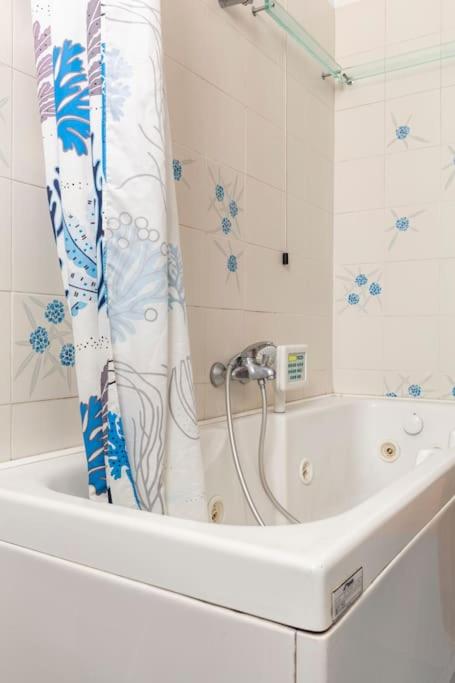 Pool Fresh Garden Duomo 15 min San Siro Stadium Rho Fair 5 PAX
