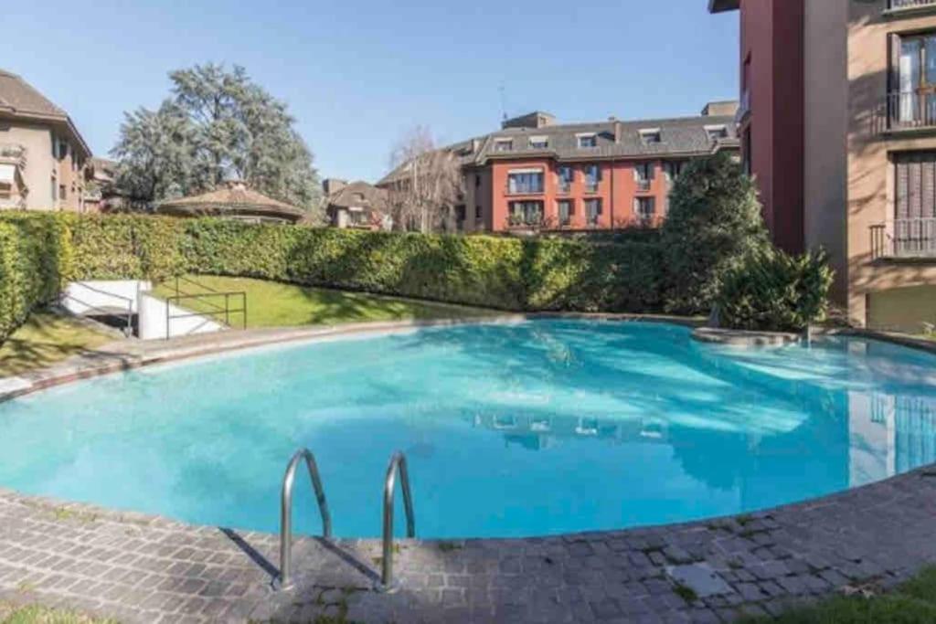 Pool Fresh Garden Duomo 15 min San Siro Stadium Rho Fair 5 PAX