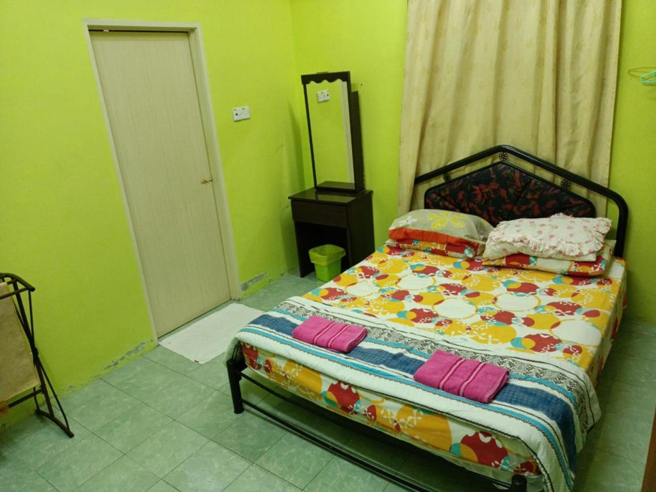 HOMESTAY JANNATI TAMBUN photo 2