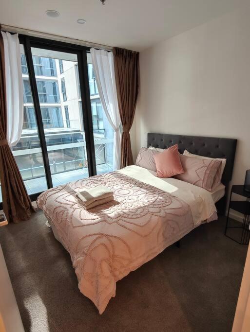 Modern 1-bedroom unit in the heart of Canberra