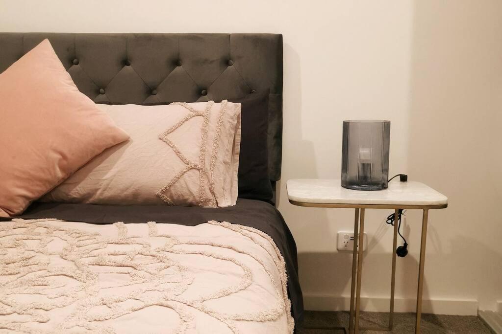 Modern 1-bedroom unit in the heart of Canberra