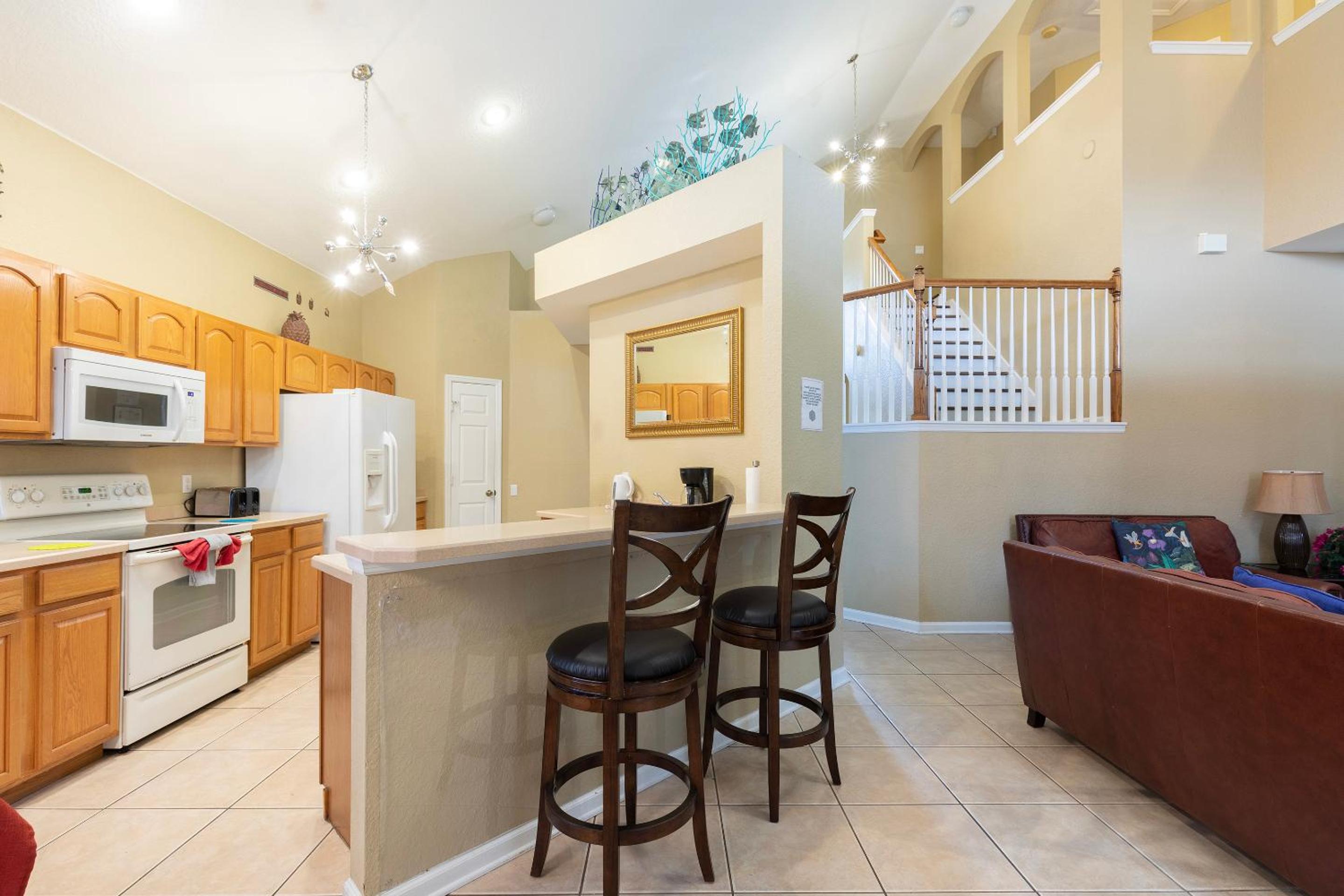 Windsor Hills Resort 2 Miles to Disney 6-Bedroom 4-Bathrooms Villa with Private Pool and Spa