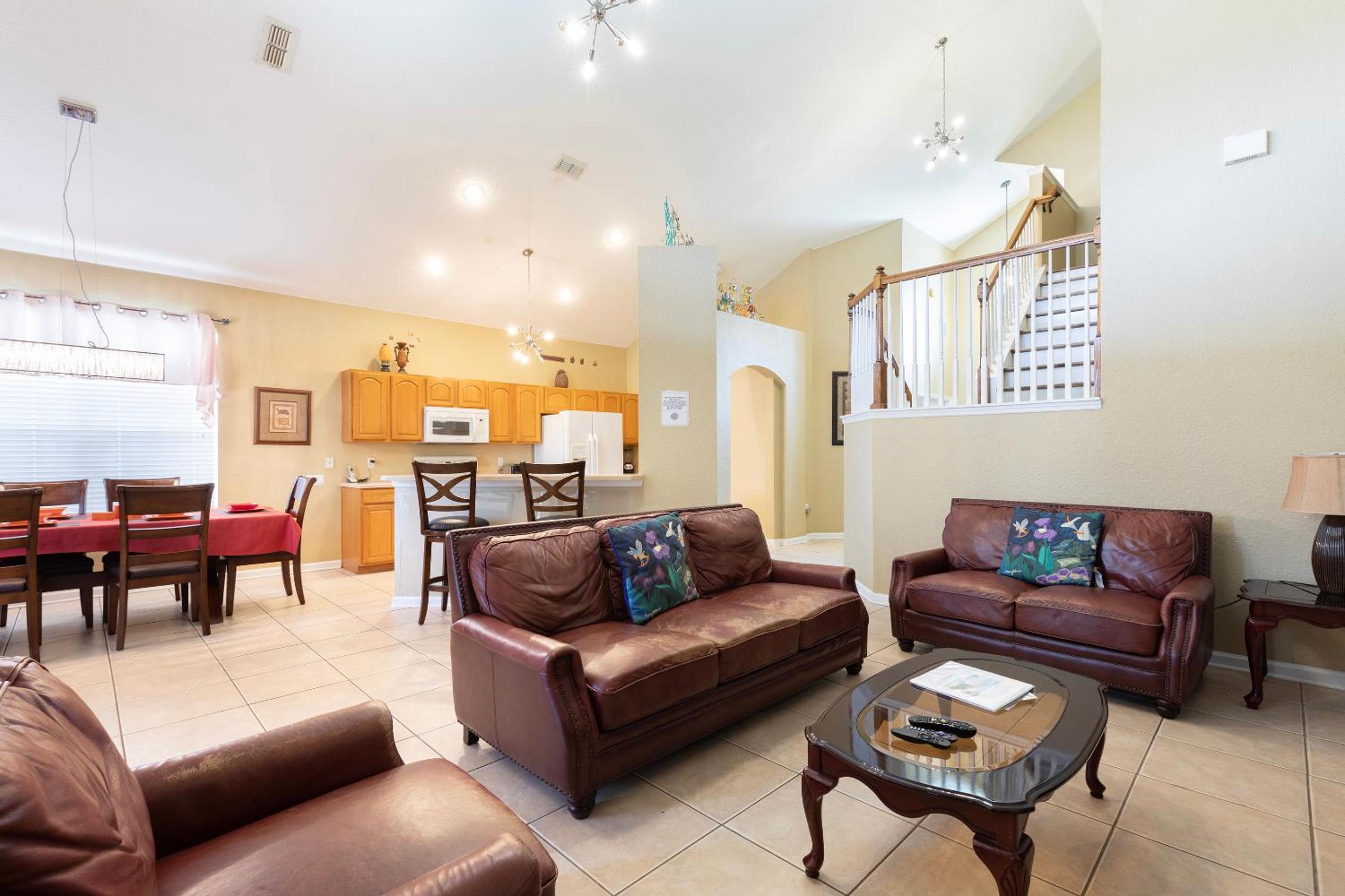 Windsor Hills Resort 2 Miles to Disney 6-Bedroom 4-Bathrooms Villa with Private Pool and Spa