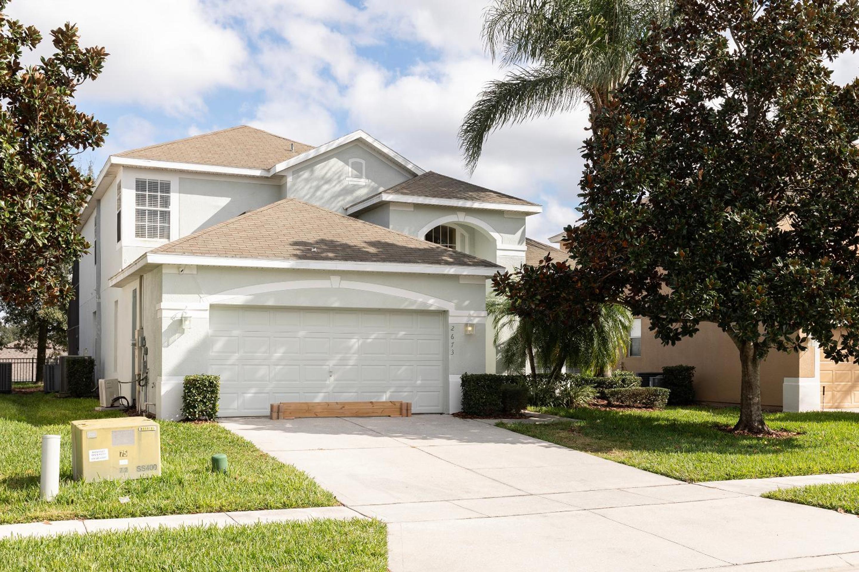 Windsor Hills Resort 2 Miles to Disney 6-Bedroom 4-Bathrooms Villa with Private Pool and Spa