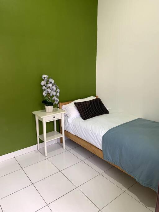Hud-Hud Homestay 2 Gelang Patah photo 3