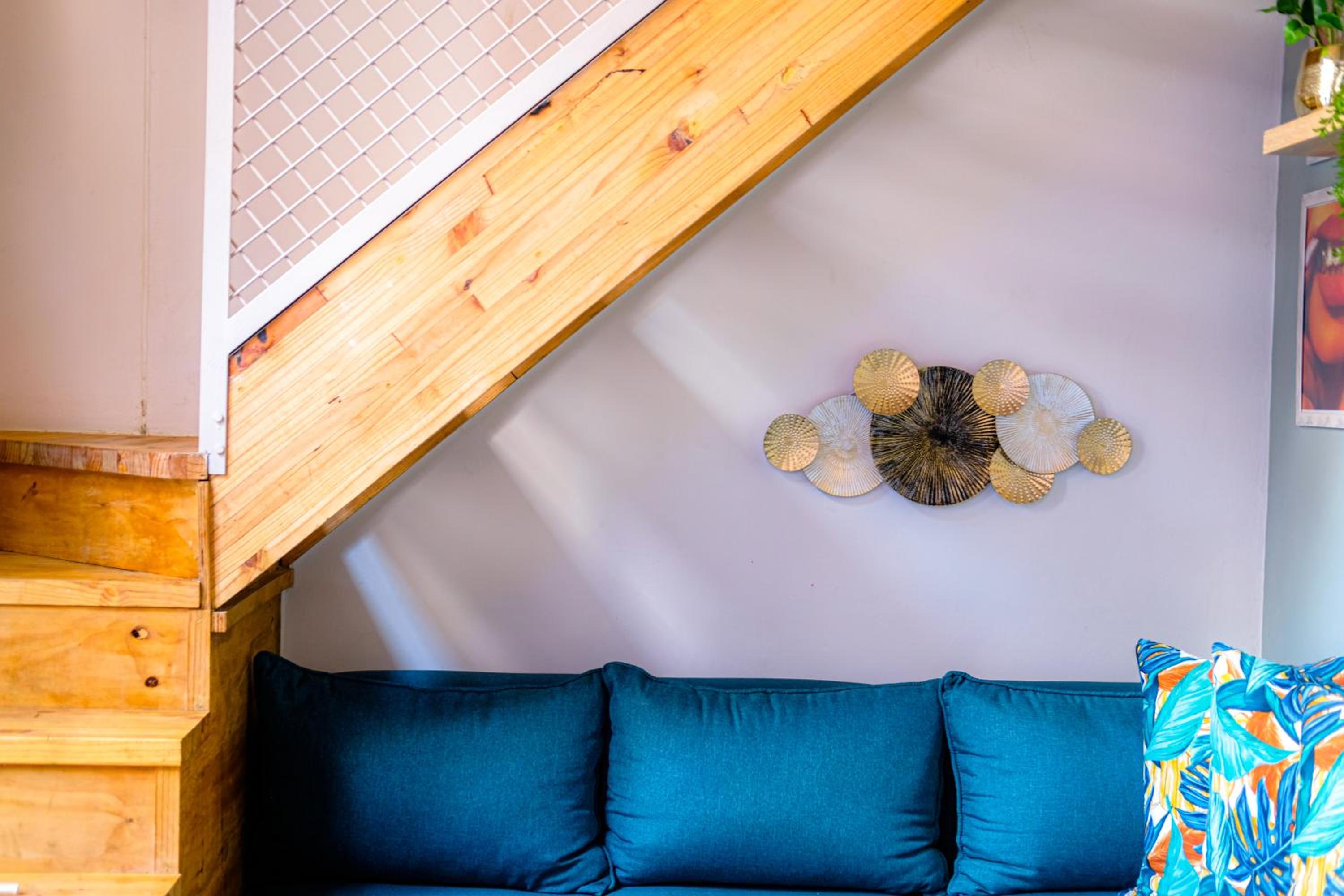 The Artful Cityscape Loft - Serenity In The City