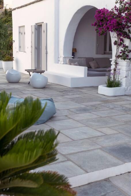 Cycladic Villa Kamari