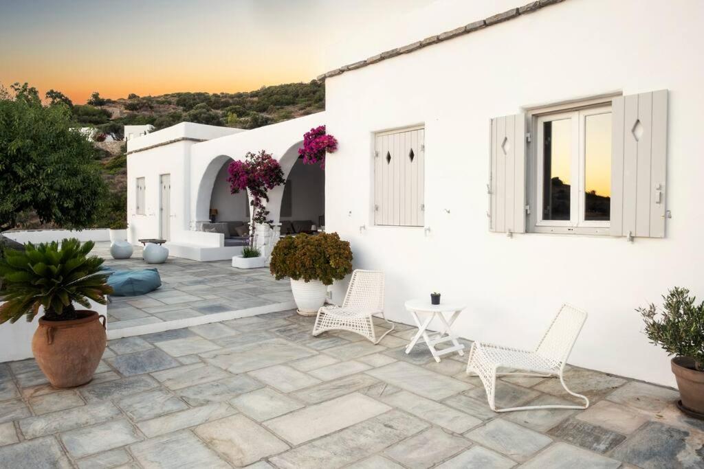 Cycladic Villa Kamari