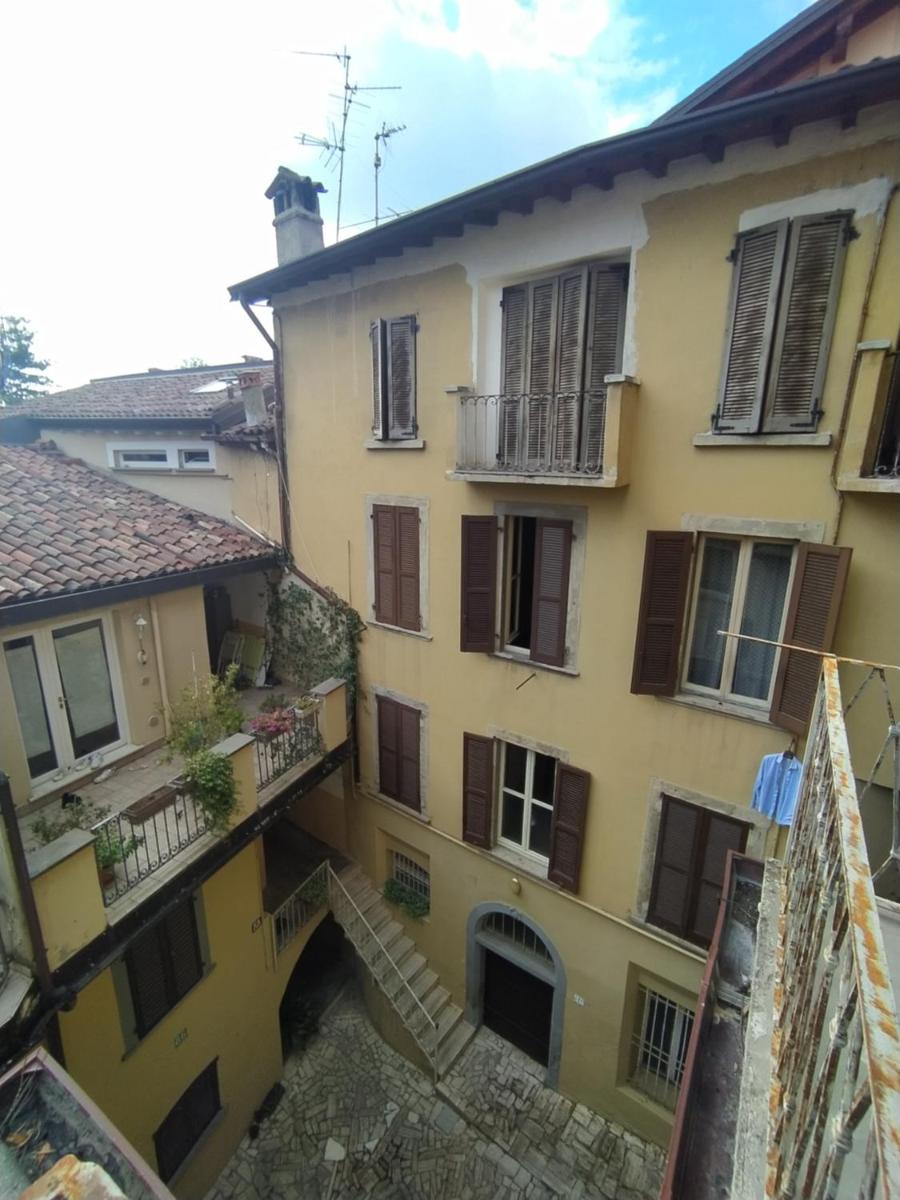 Casa LALLA in centro storico a Bergamo photo 1