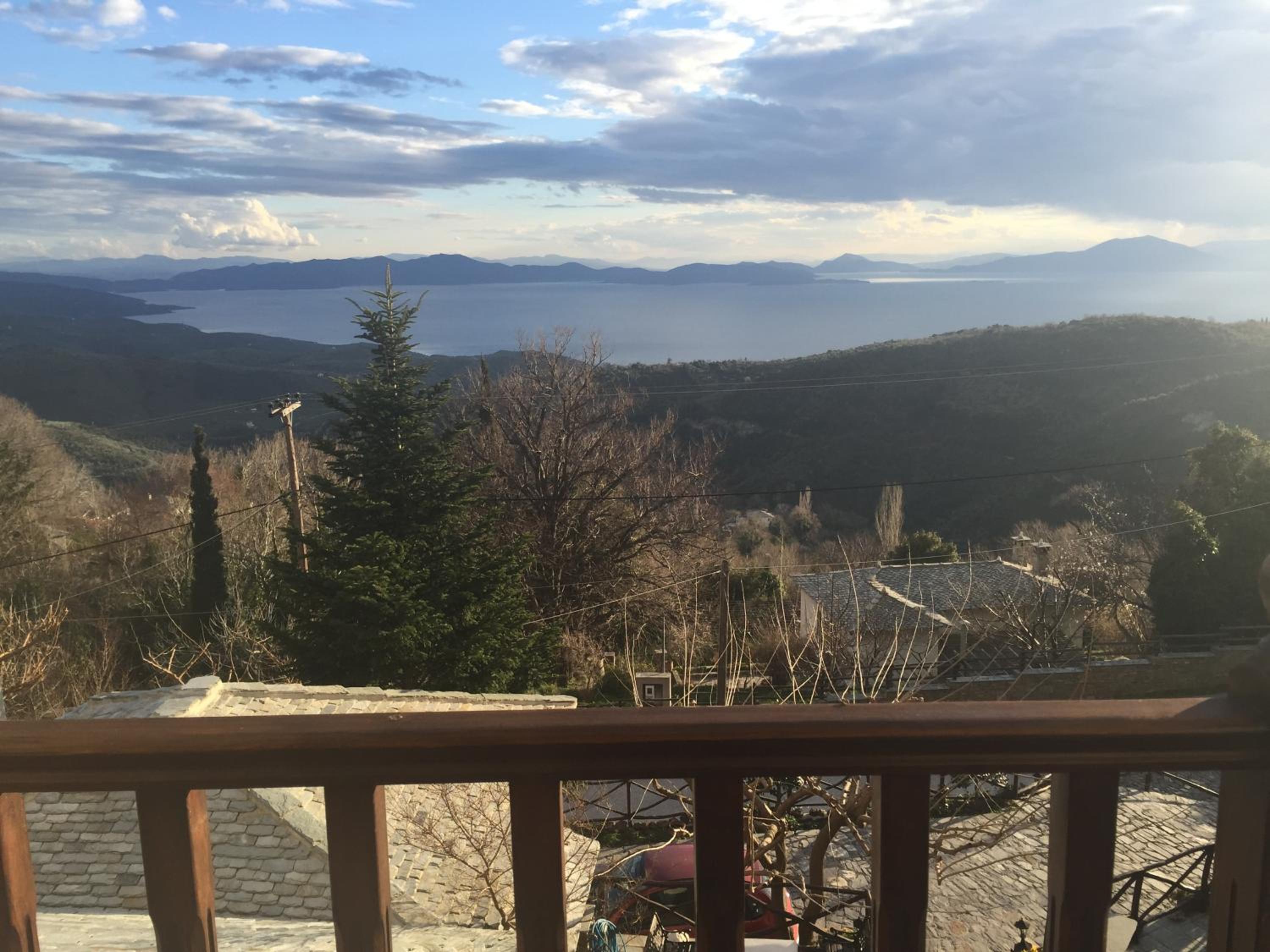 Iliovolo Guesthouse