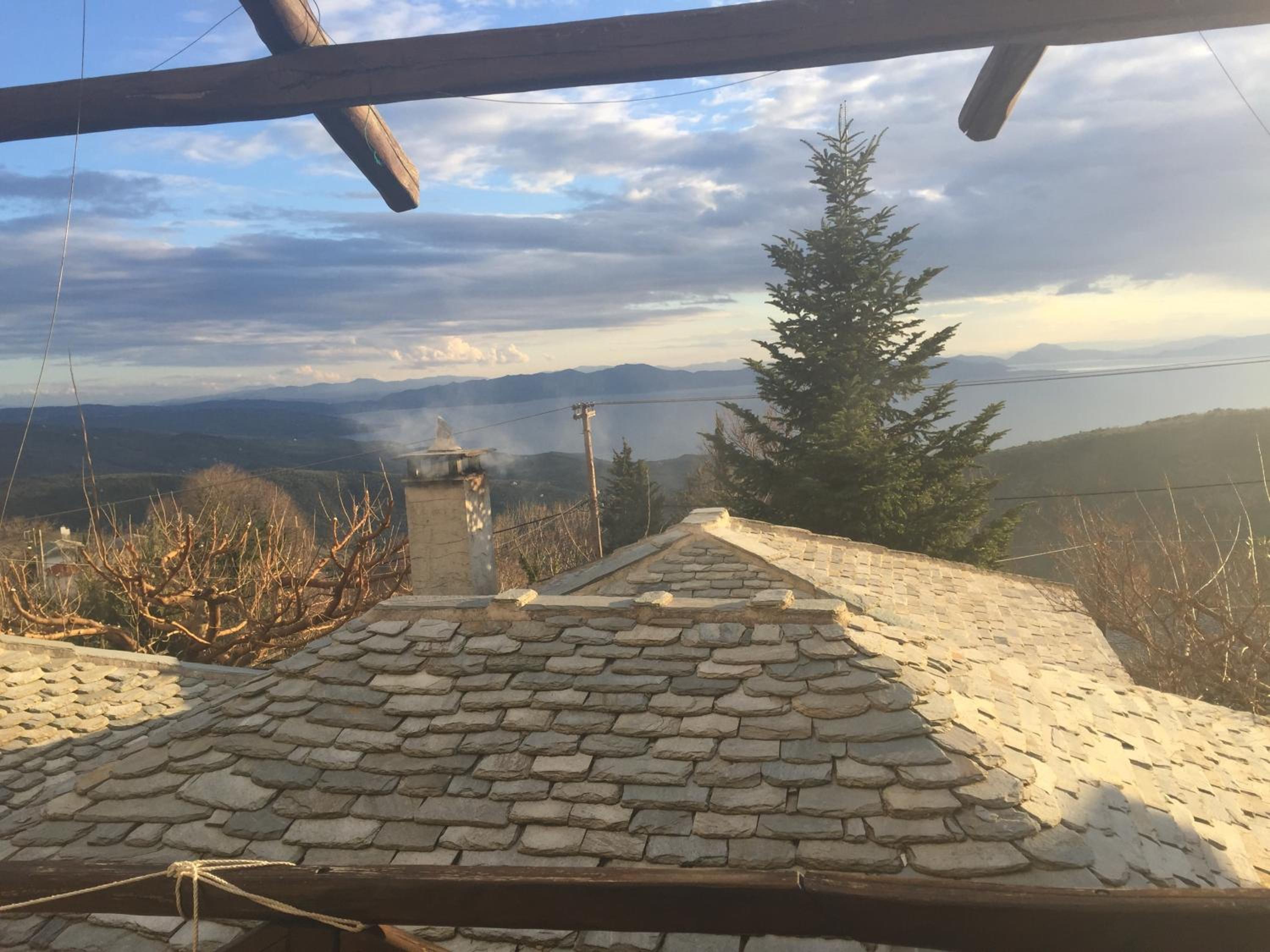 Iliovolo Guesthouse
