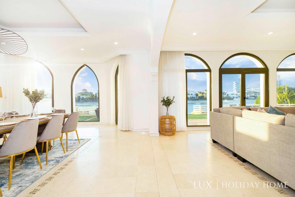 LUX The White Palm Villa