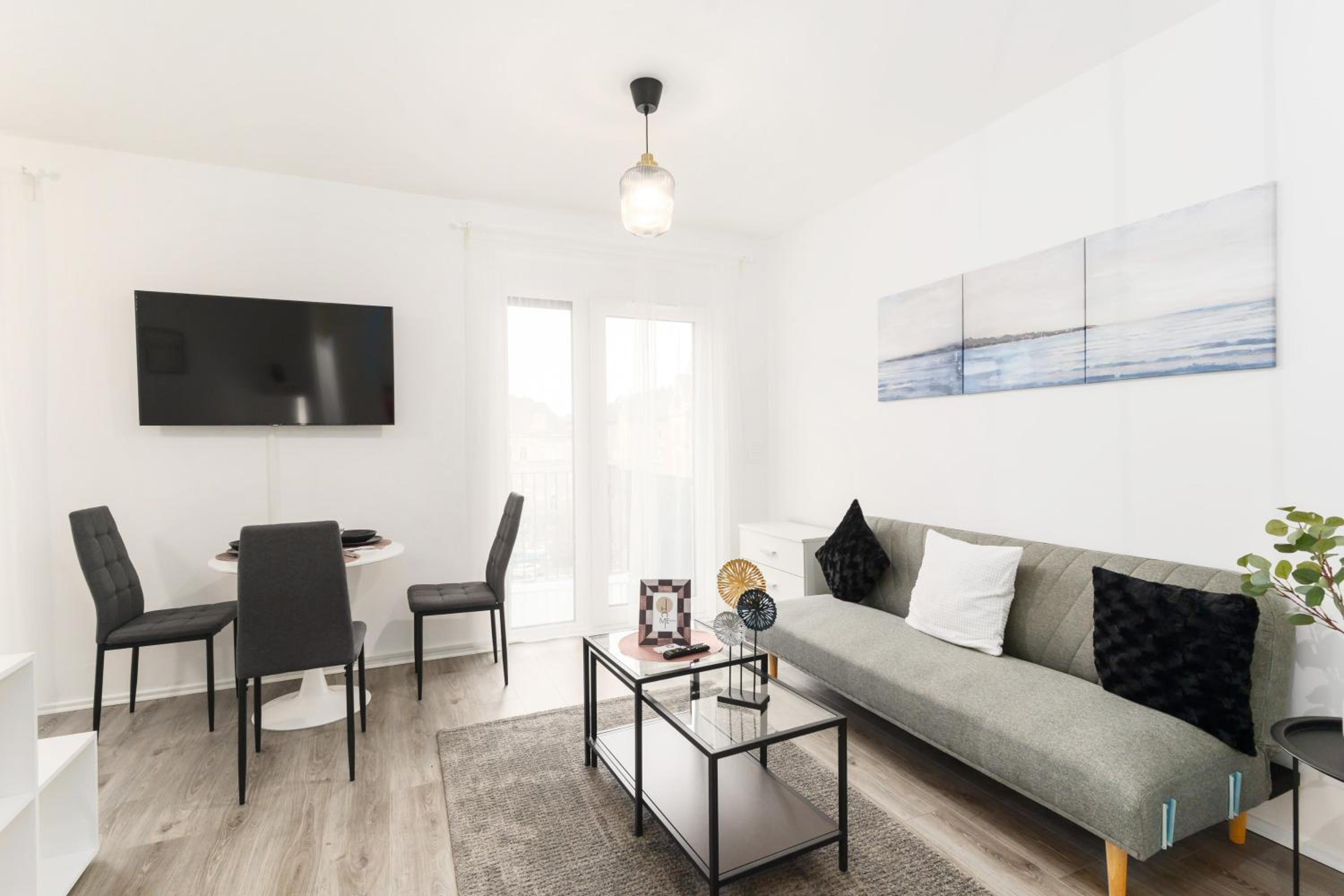 Sweet & Spicy - Brand new apartment with balcony view 3