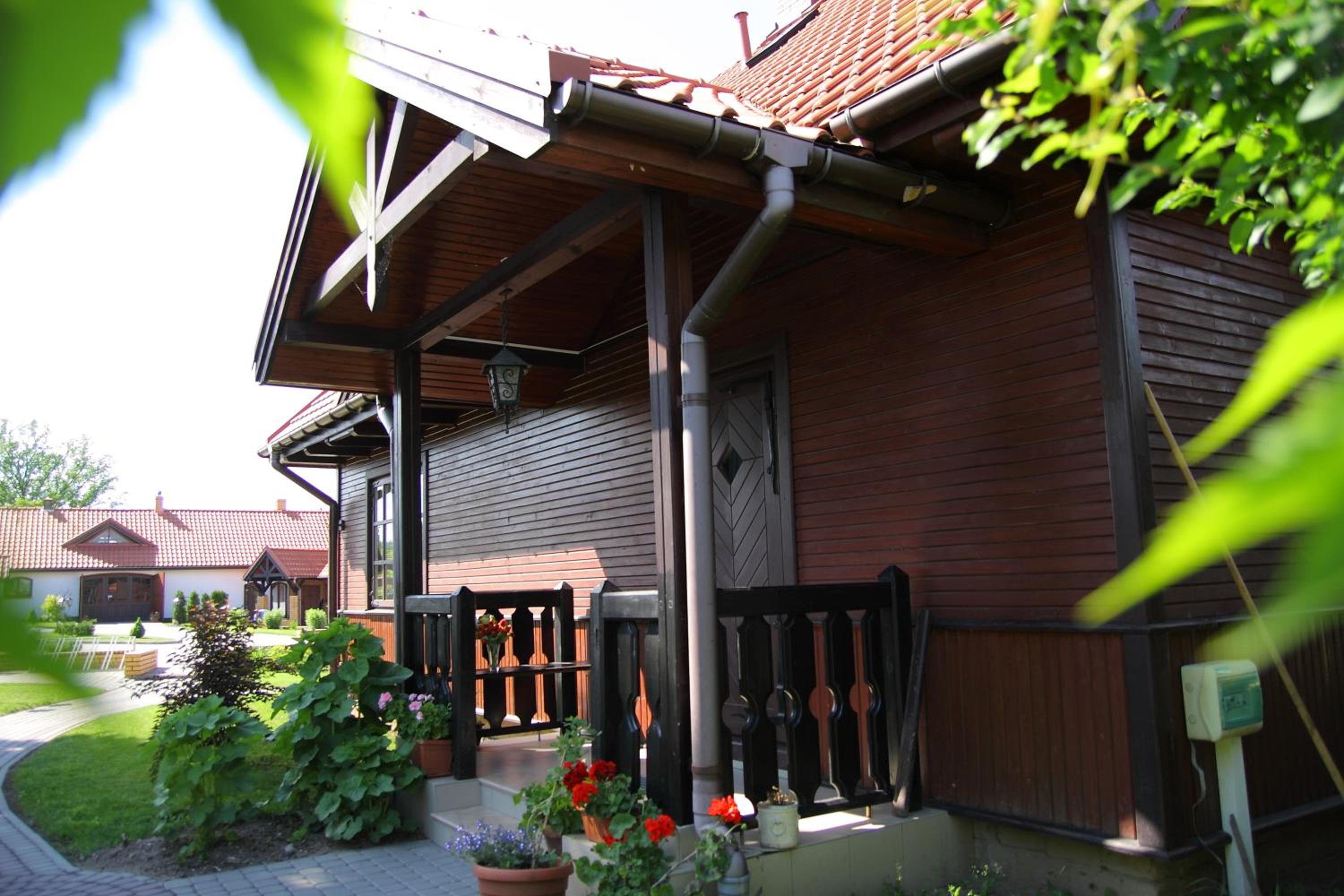Photo 24