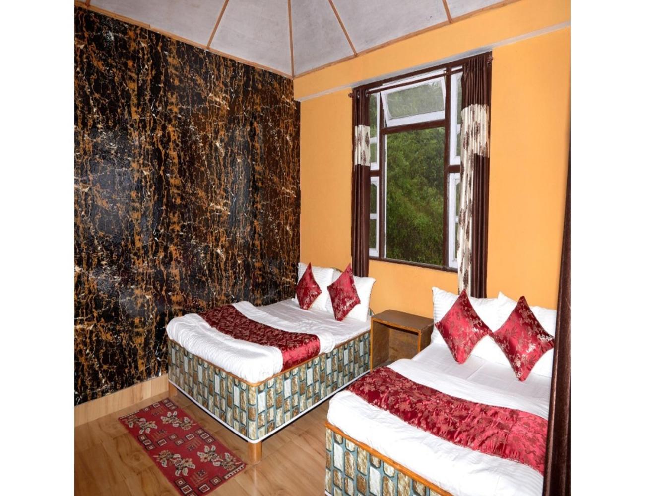 Hill Home Stay, Mankhim Road, Aritar, Sikkim view 3