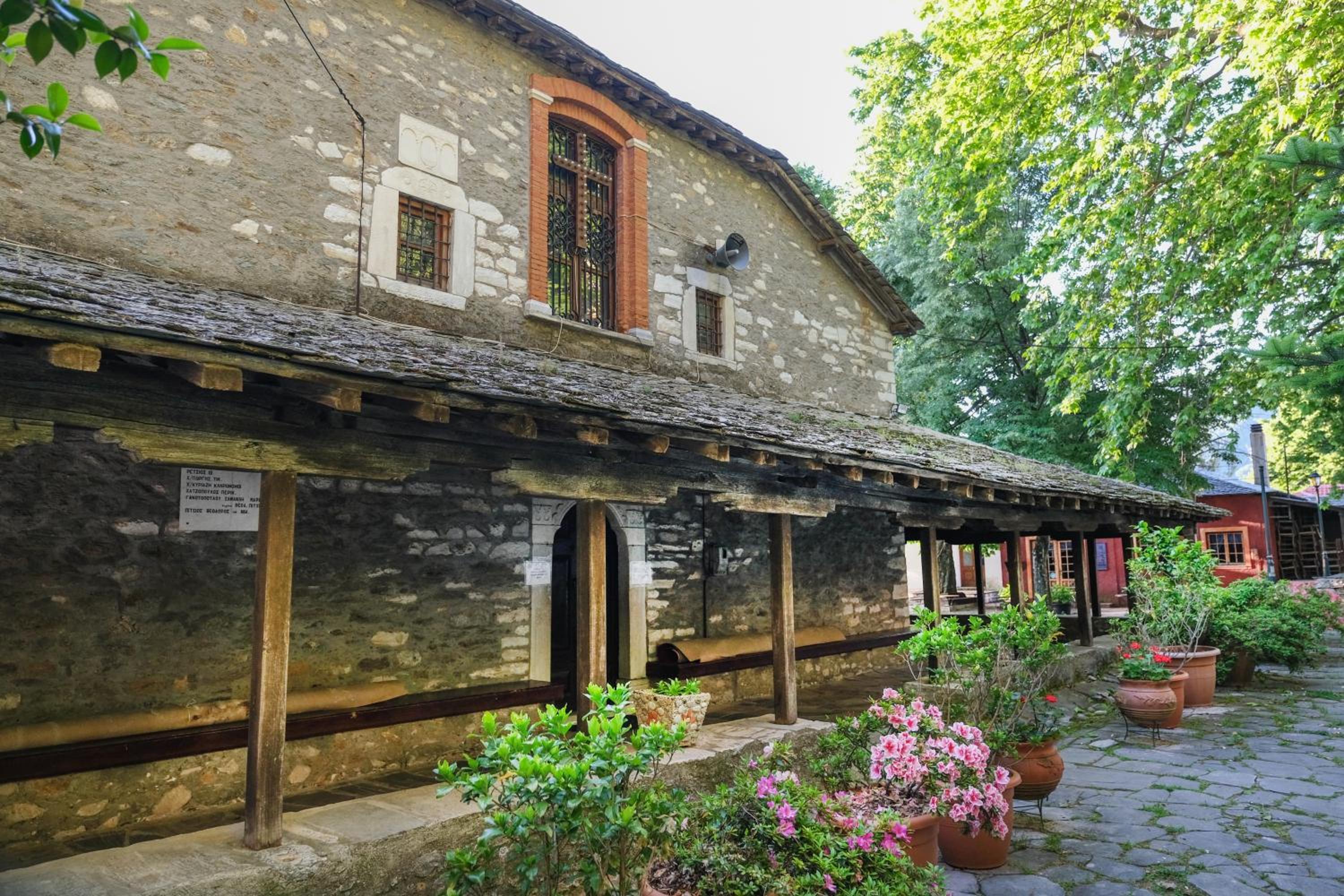 Photo 44