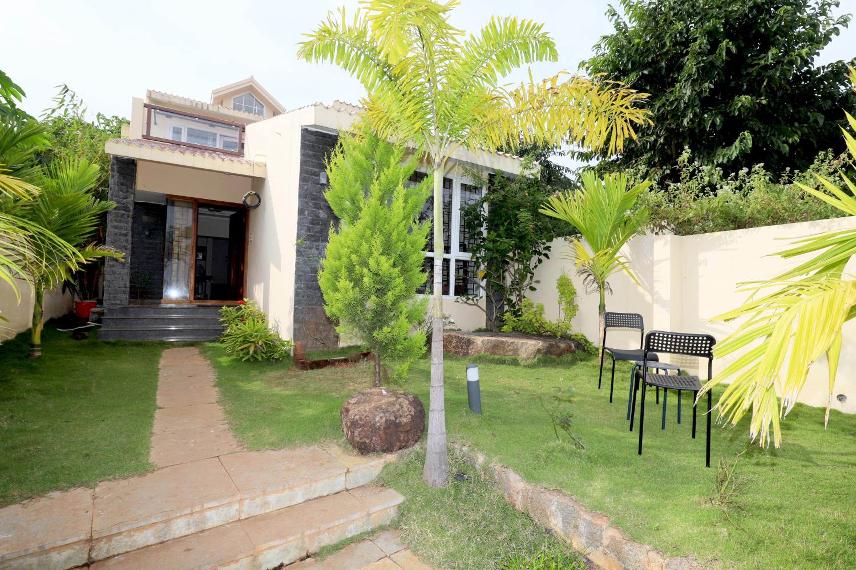 Nest Villa Yelagiri By Lexstays view 2